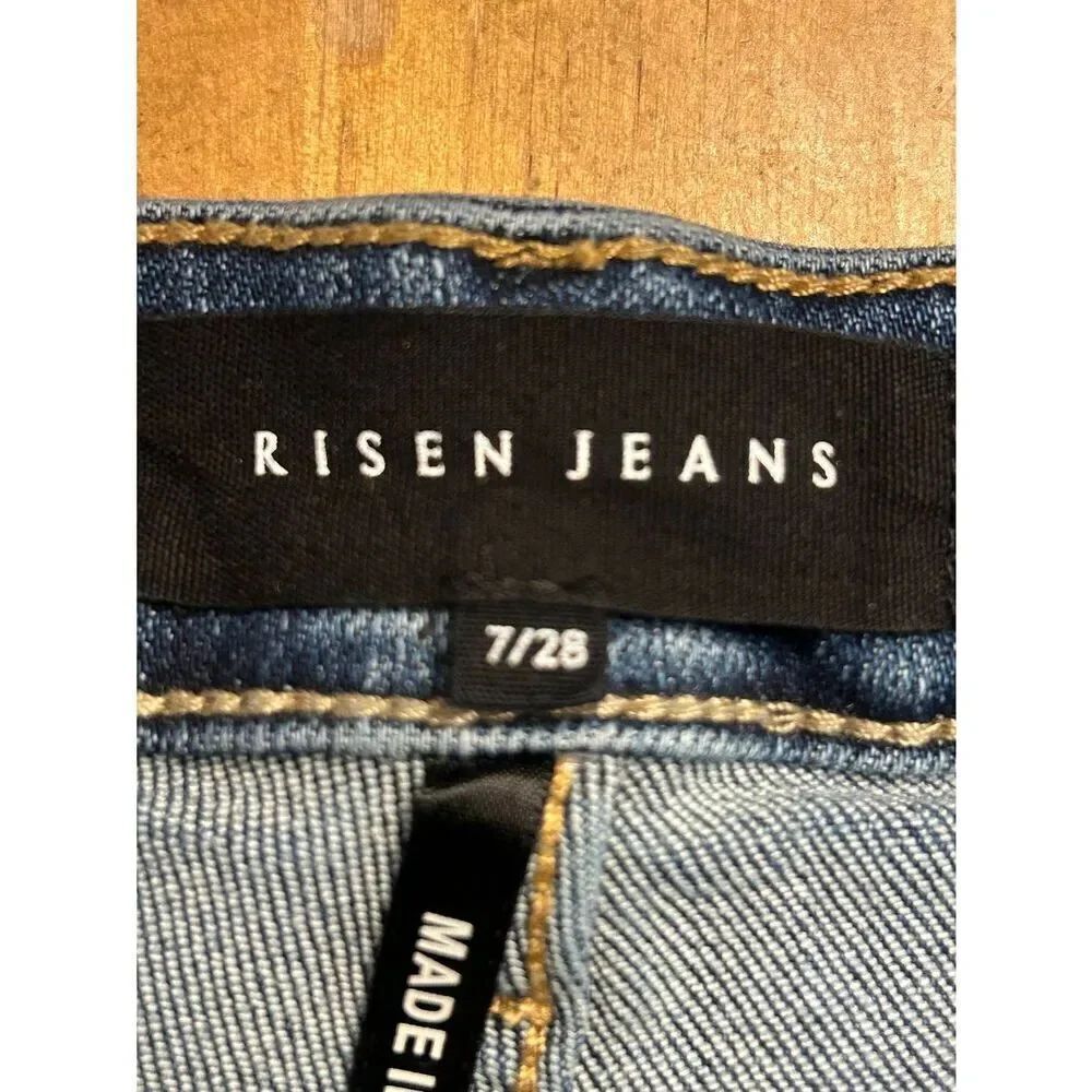 Risen Jeans Juniors Distressed Straight Leg High Rise Medium Wash Jeans Size 7 ( - Picture 7 of 8